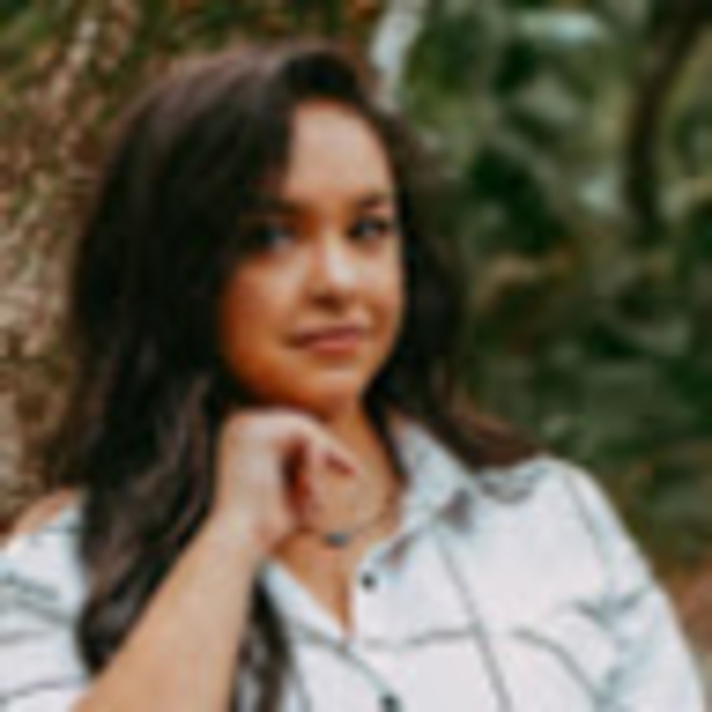 Meet your Posher, Lamia